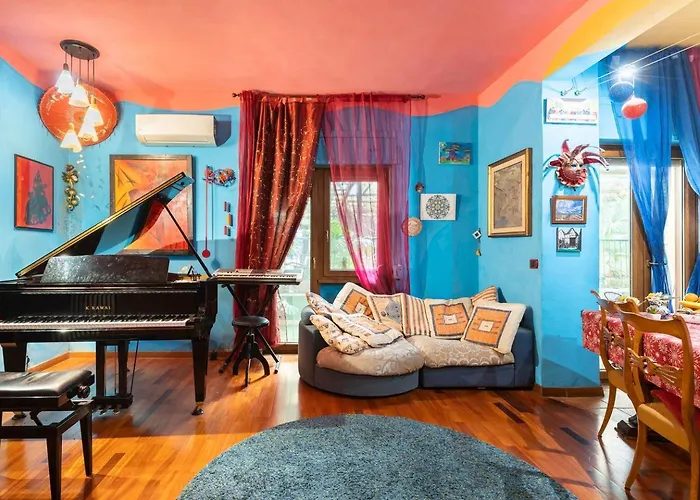 Fine Art House
